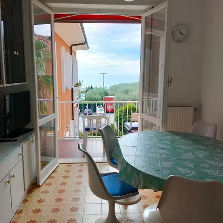 Spazioso A Apartman Diano Marina